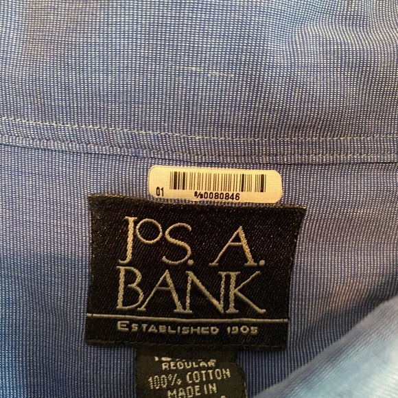 Button down - Picture 2 of 3